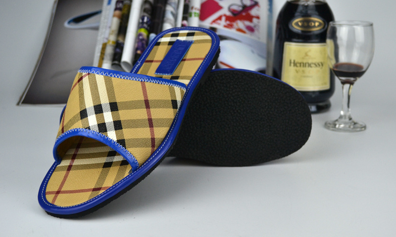 2017 Burbry slippers man 38-46-082